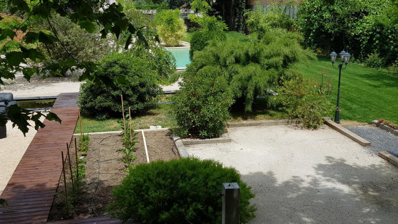 Maison D' Alys Entre Luberon Et Alpilles Cabannes Eksteriør billede